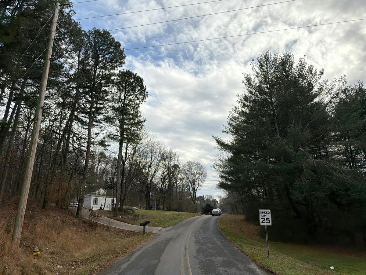 Suncrest Dr, Dalton, GA 30720