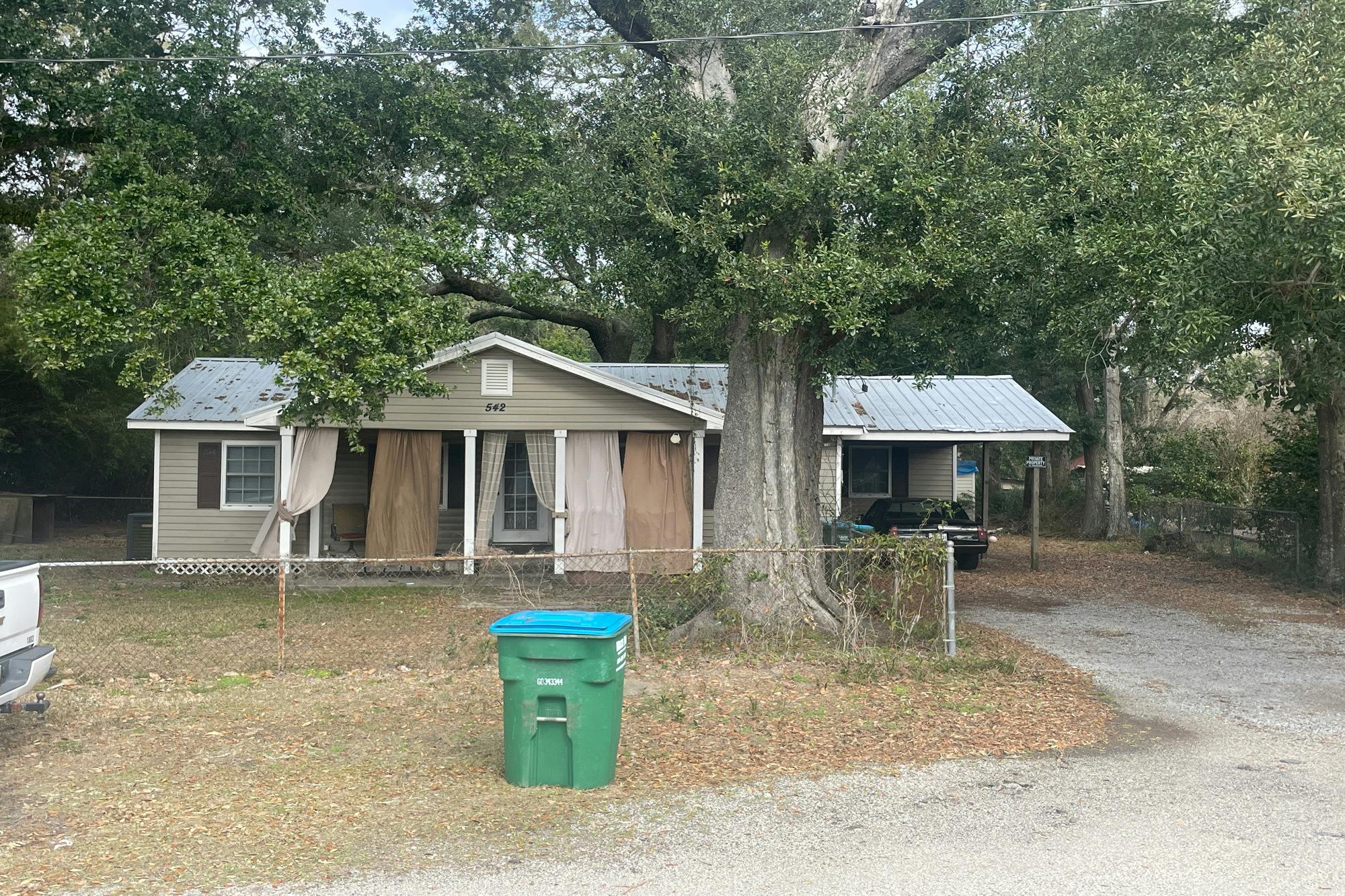 Perry Pl, Gulfport, MS 39507