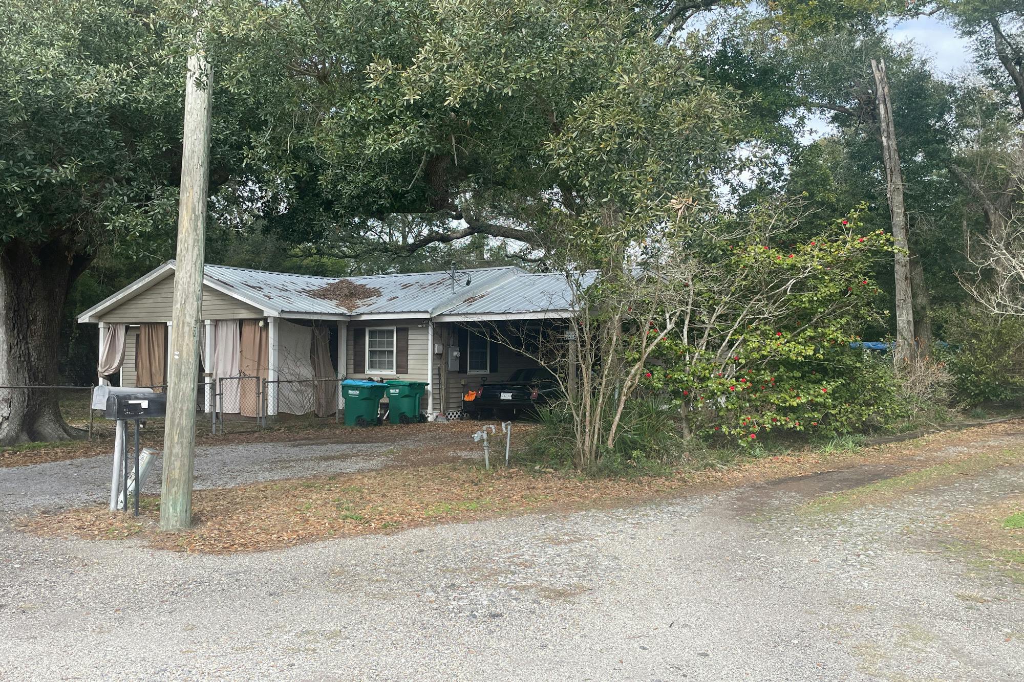Perry Pl, Gulfport, MS 39507 #1