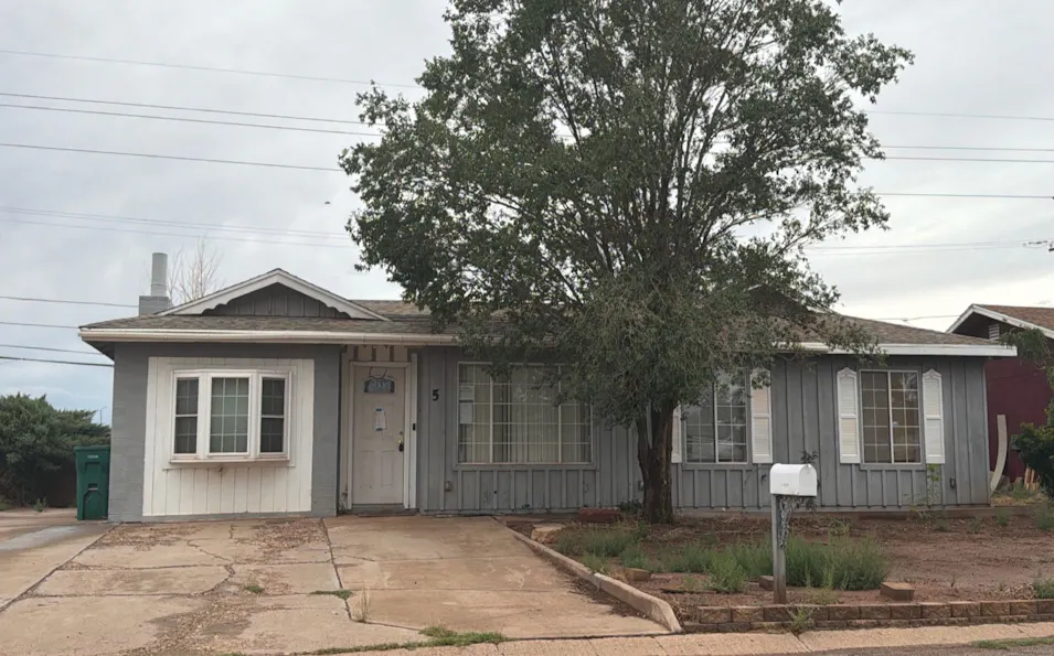 5 Hopi Blvd Winslow, AZ 86047, Navajo County