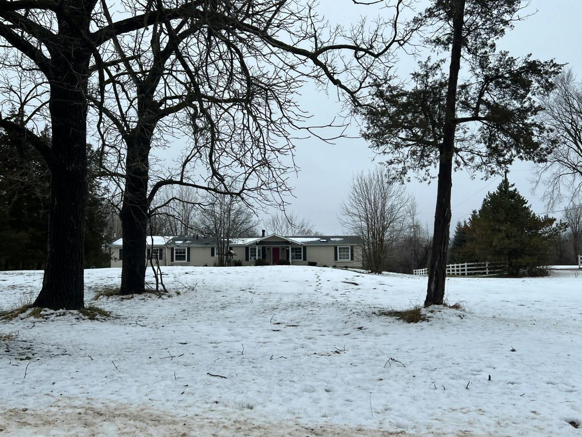 Auten Rd, Ortonville, MI 48462