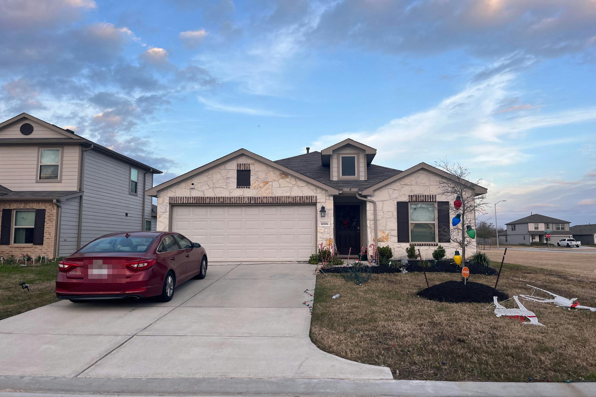 Akin Acres Ln, Houston, TX 77068