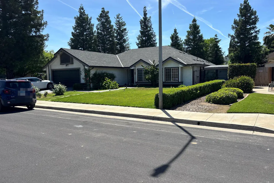 552 W Minarets Ave Clovis, CA 93611, Fresno County