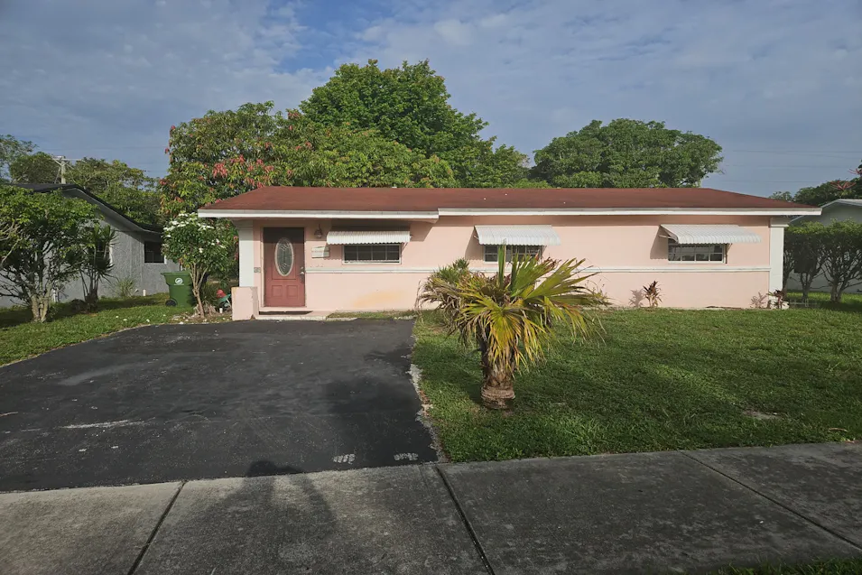 2221 NW 30th Way Ft Lauderdale, FL 33311, Broward County