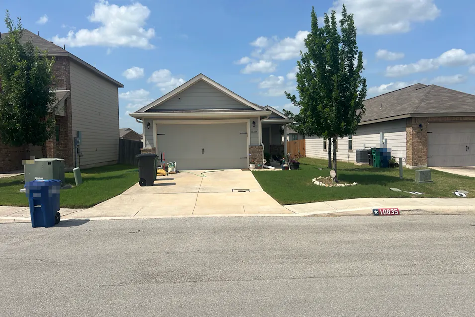 10835 Airmen Dr Converse, TX 78109, Bexar County