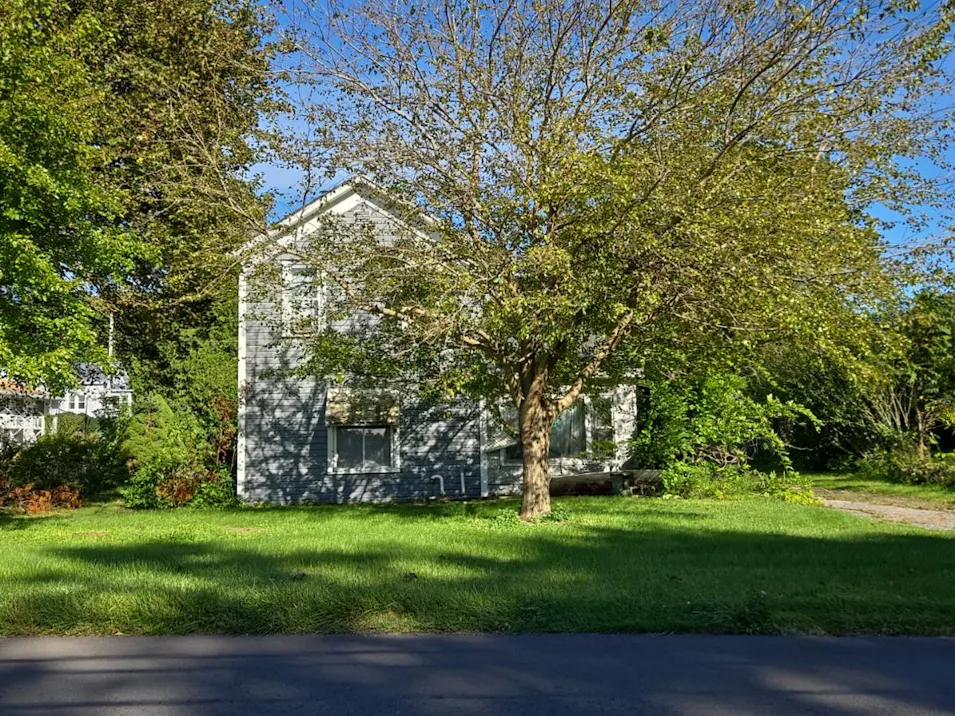 359 North Sixth Street Fulton, NY 13069, Oswego County