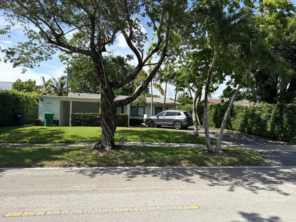 6331 SW 36th St Miami, FL 33155, Miami-Dade County