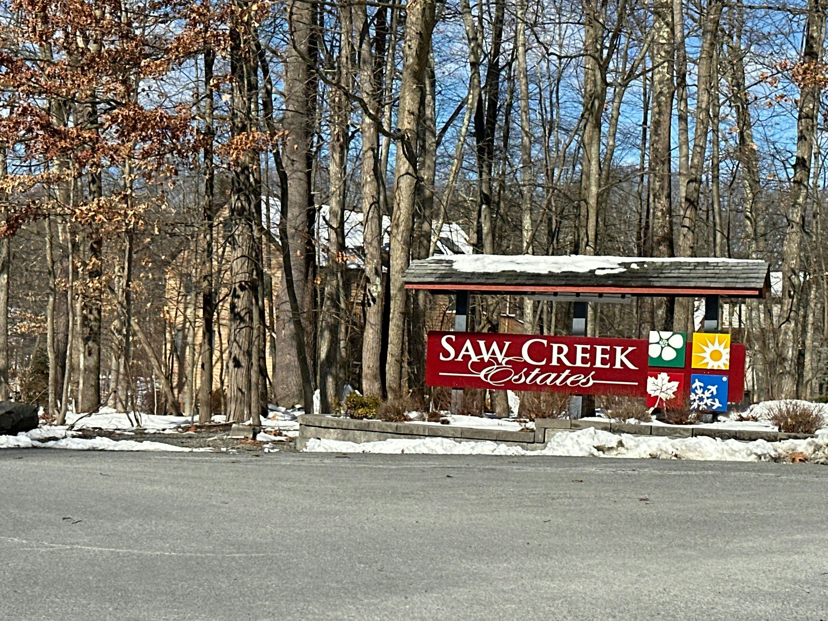 Winchester Way, Bushkill, PA 18324