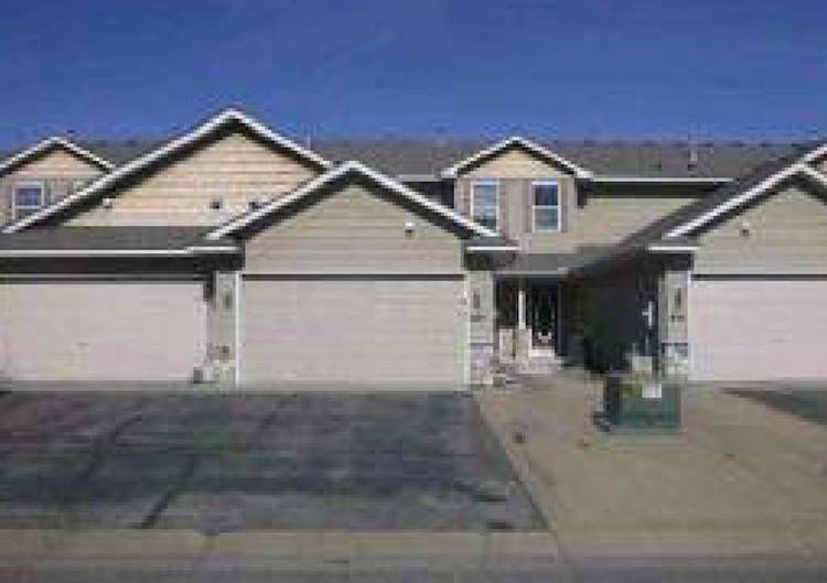 833 Winsome Way NW Isanti, MN 55040, Isanti County