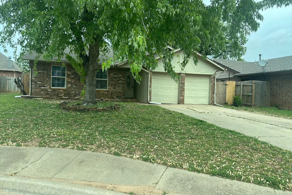 967 Heritage Mansion Yukon, OK 73099, Canadian County