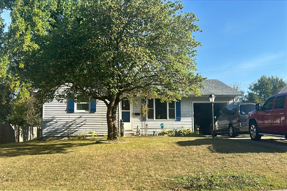 907 Carlin Place Angola, IN 46703, Steuben County