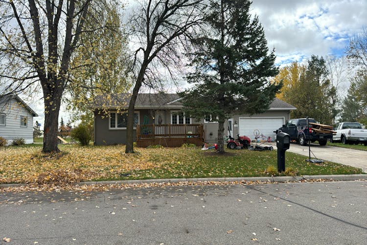 1614 Stevens Dr Thief River Falls, MN 56701, Pennington County