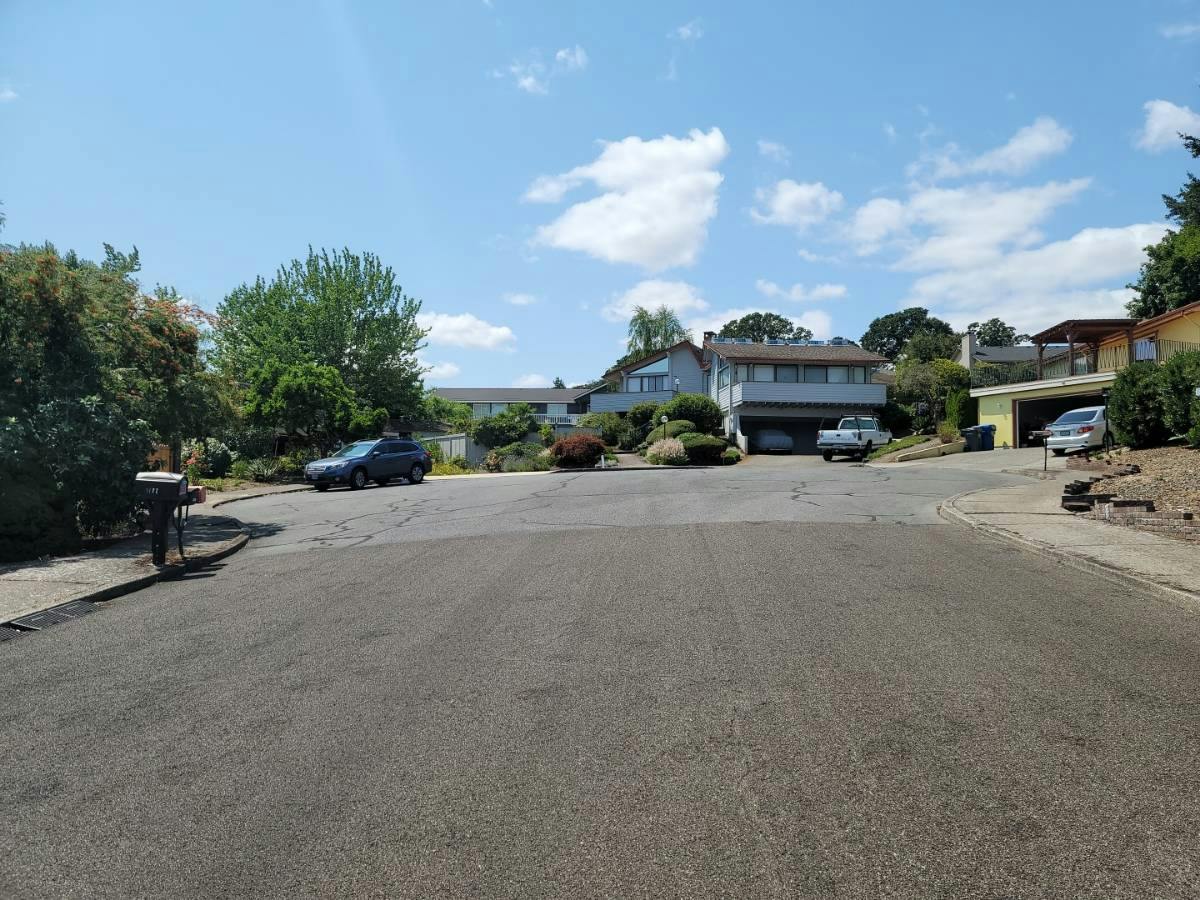 Champlain Ct, Salem, OR 97304
