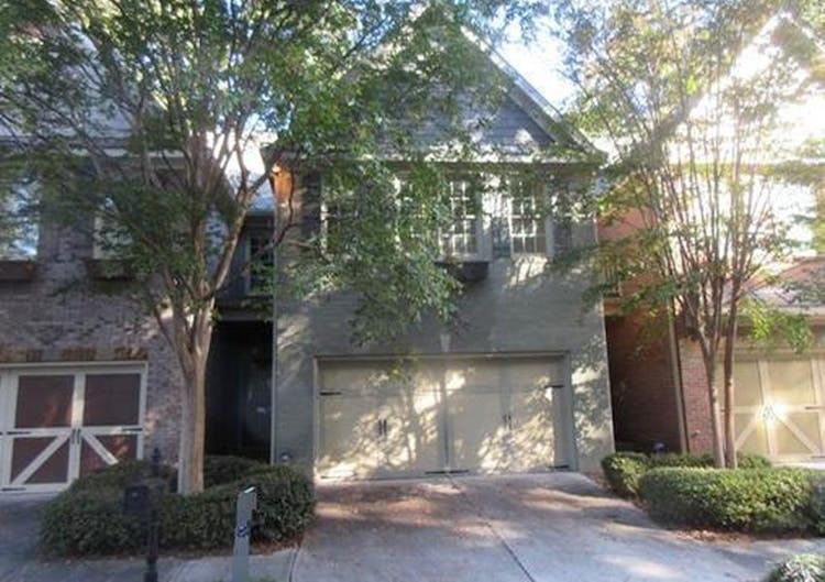 2214 Whispering Cove Decatur, GA 30033, Dekalb County