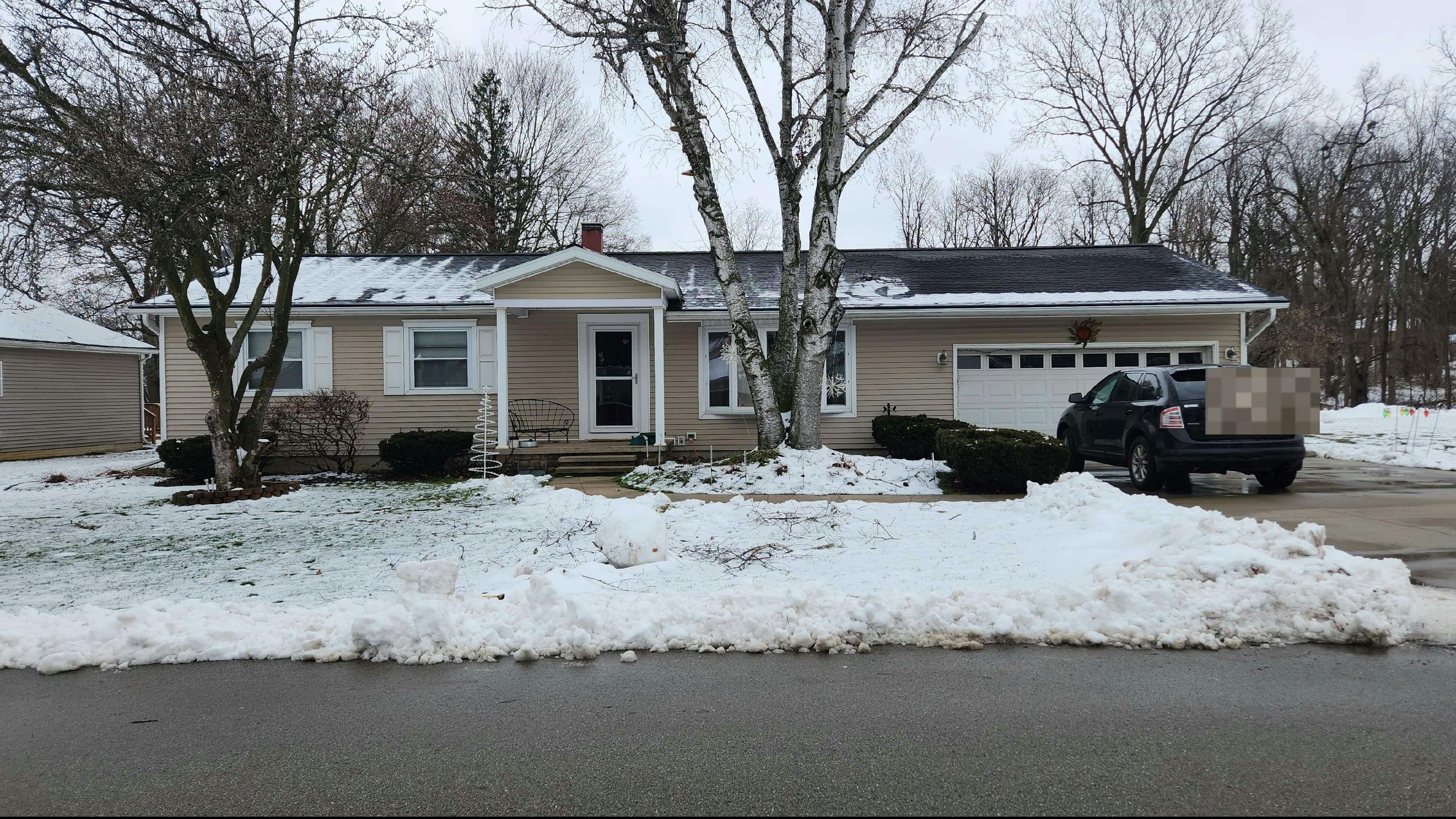 Ernest St, Brooklyn, MI 49230