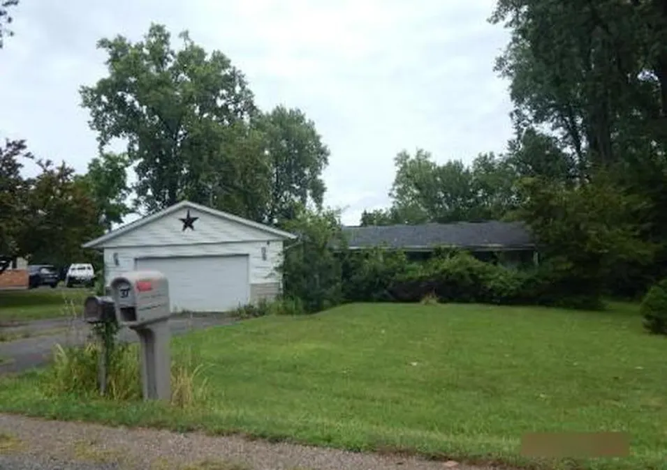 40 Wildwood Drive South Charleston, OH 45368, Clark County