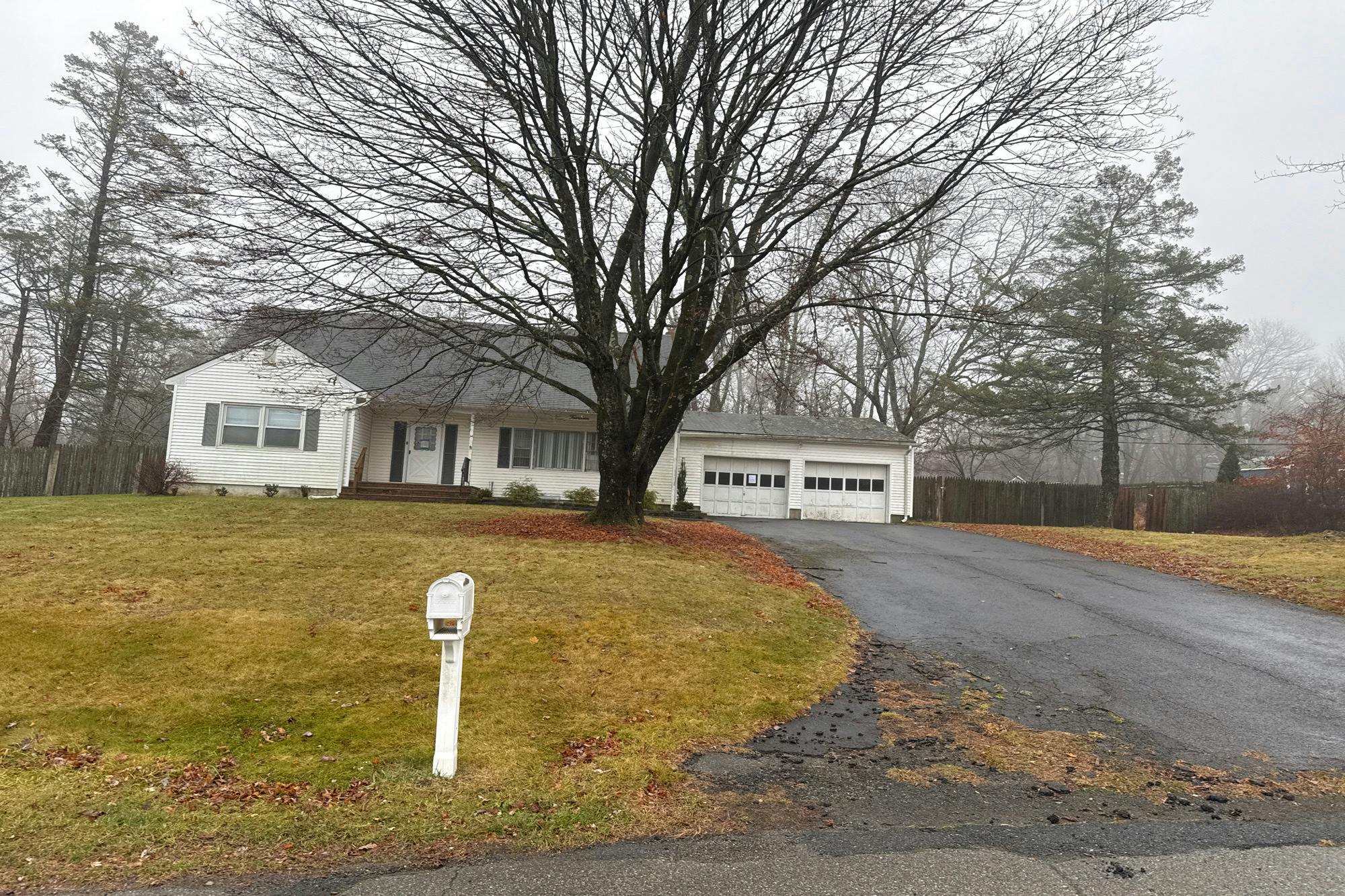 Kim Ln, Hackettstown, NJ 07840