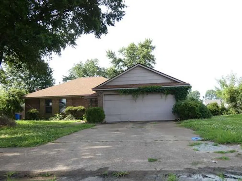300 E Shadow Ln Osceola, AR 72370, Mississippi County