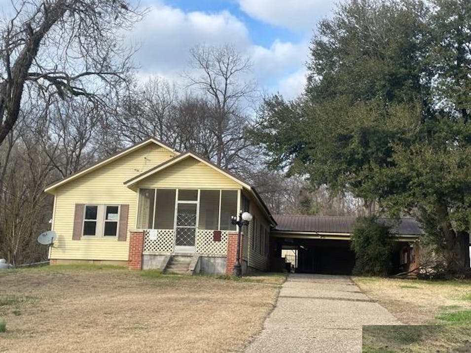 1260 Standard Hill Rd Vicksburg, MS 39183, Warren County