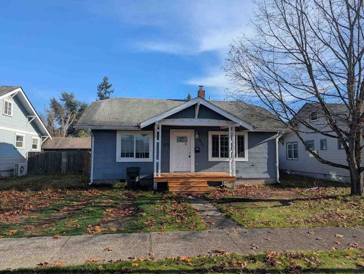 6637 S Lawrence St Tacoma, WA 98409, Pierce County