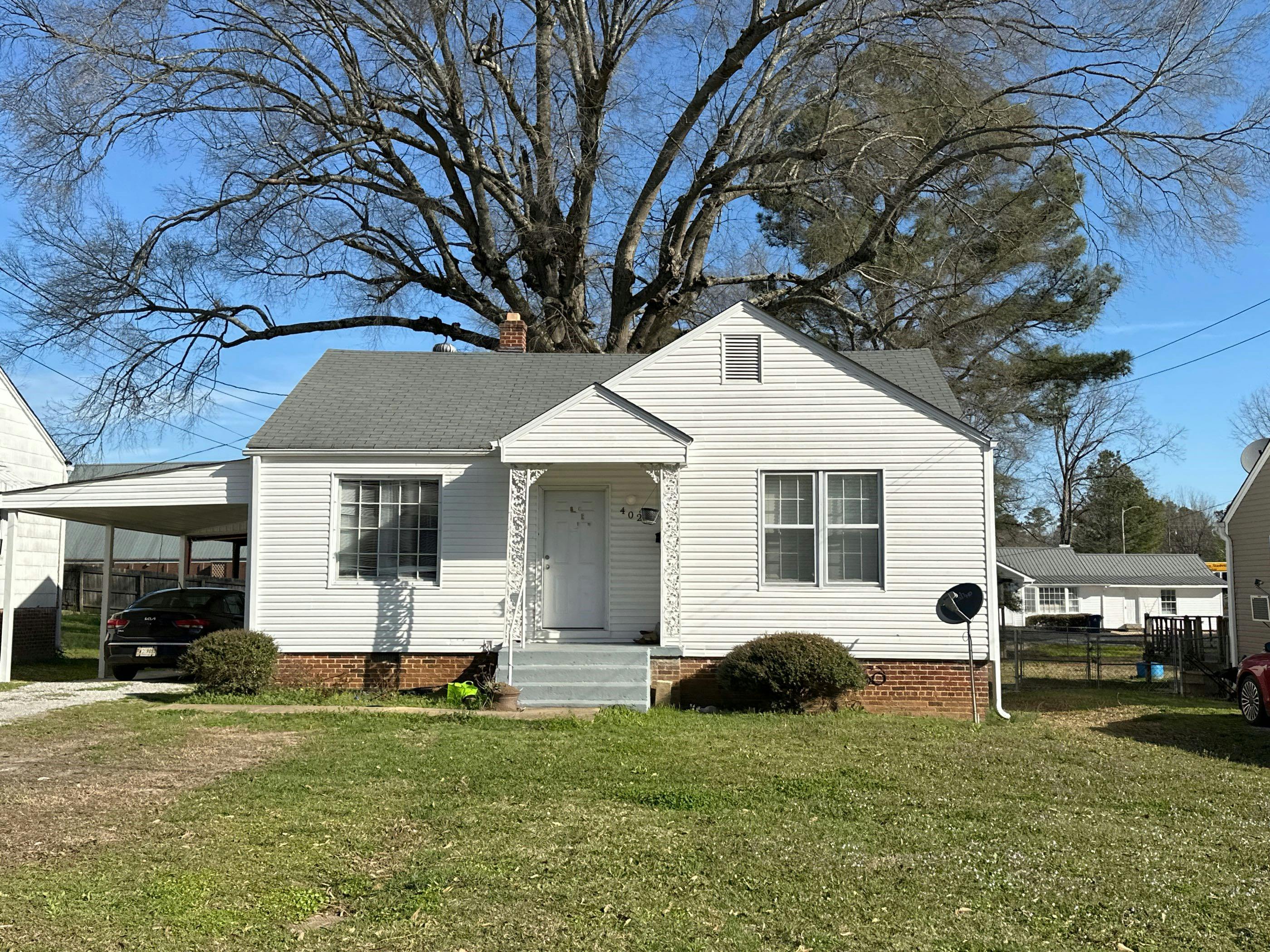 Walker Ave, Booneville, MS 38829