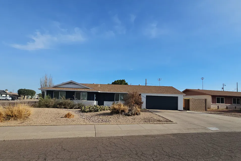 2839 E Mercer Ln Phoenix, AZ 85028, Maricopa County
