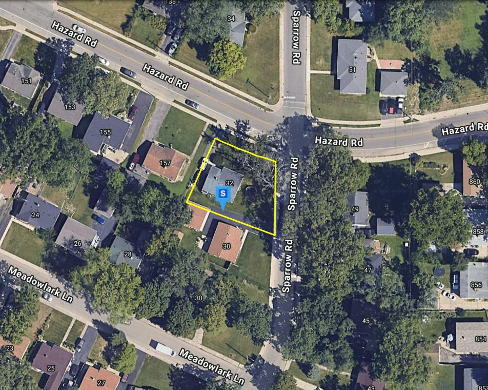 Sparrow Rd, Carpentersville, IL 60110
