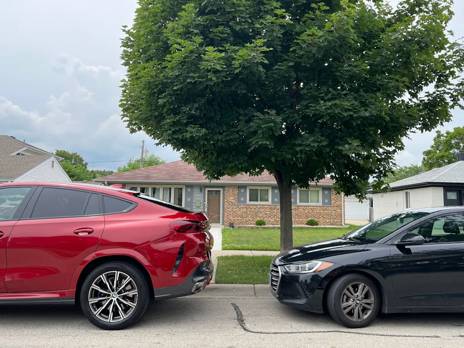 980 W Grant Dr Des Plaines, IL 60016, Cook County