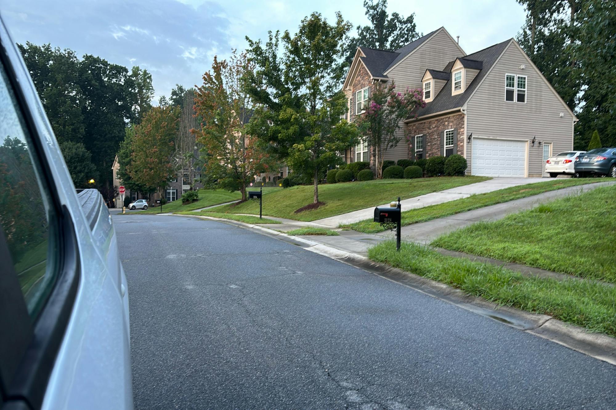 Ewert Cut Ln, Charlotte, NC 28269