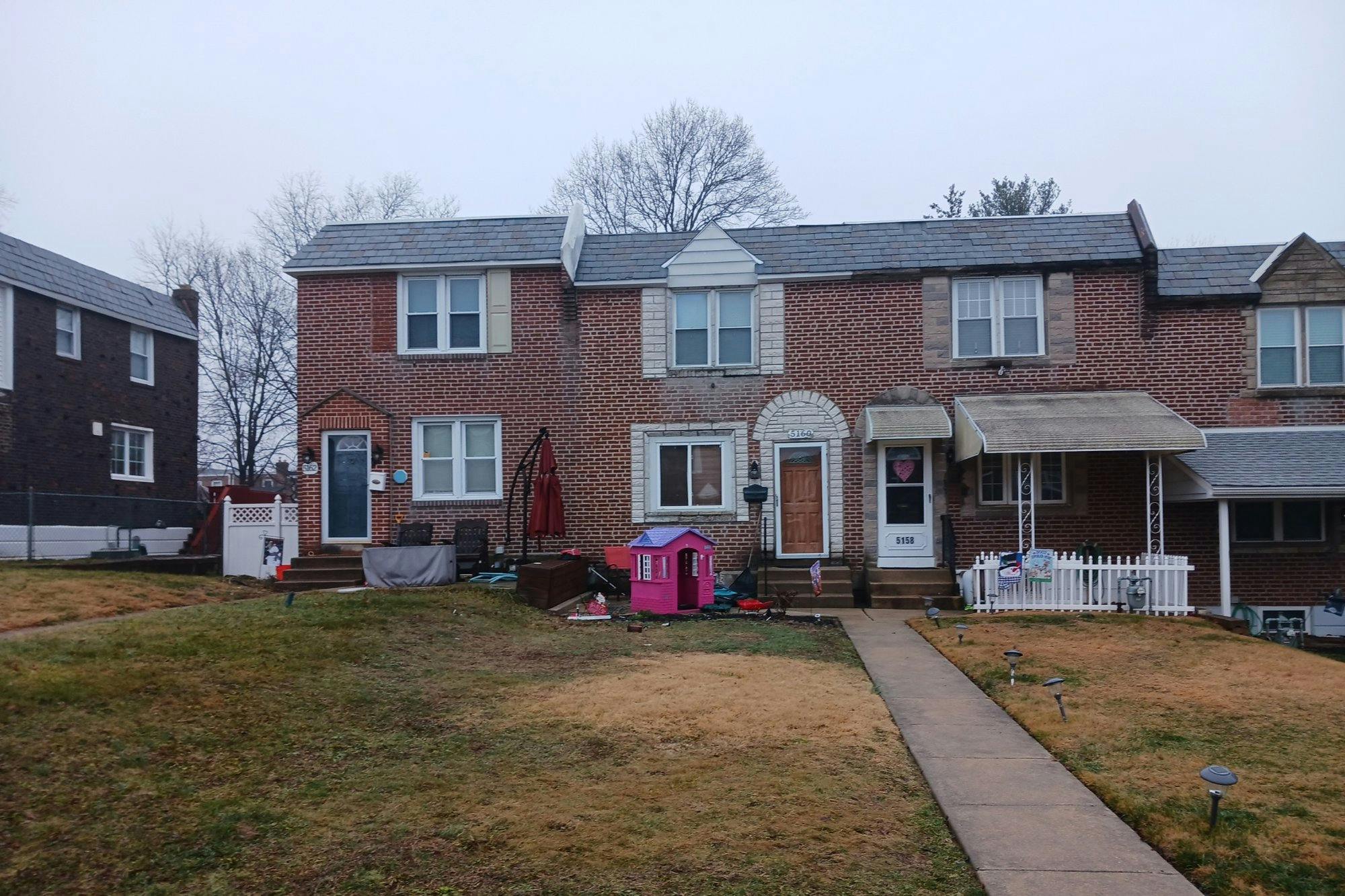 Whitehall Dr, Clifton Heights, PA 19018