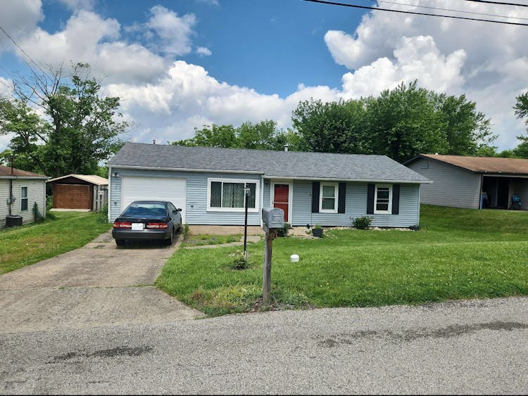 572 Crestwood Dr North Huntingdon, PA 15642, Westmoreland County