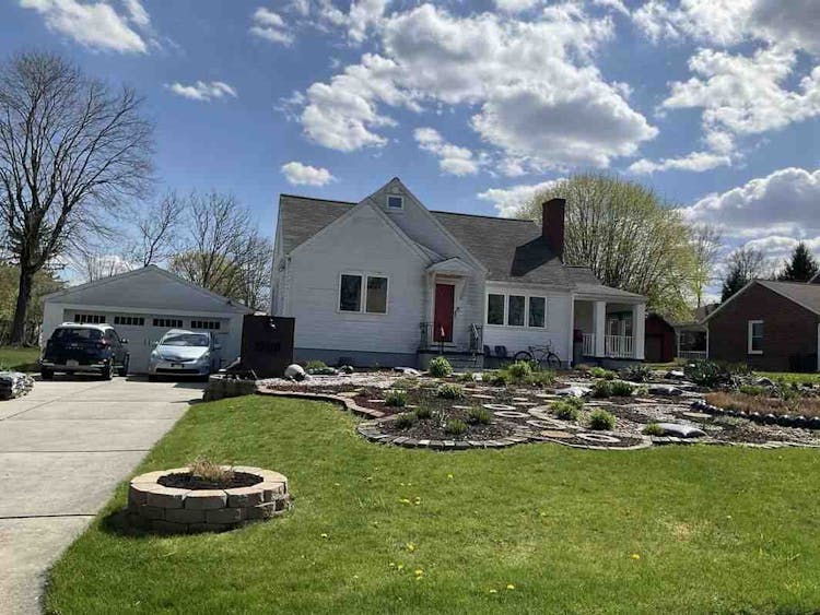 1769 Jaffa Dr Johnstown, PA 15905, Cambria County