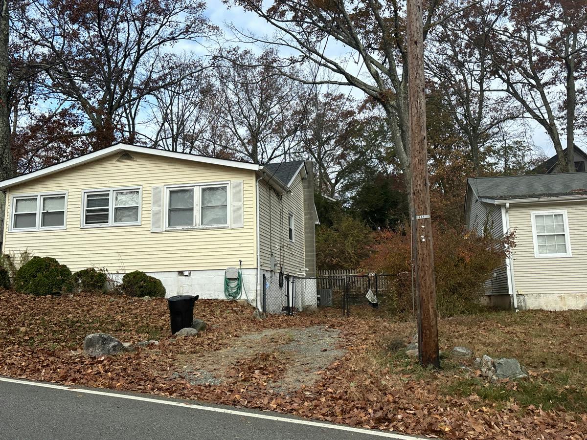 Northwestern Trl, Hopatcong, NJ 07843
