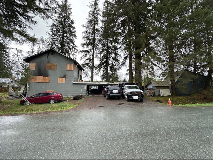 9406 Glacier Highway Juneau, AK 99801, Juneau County