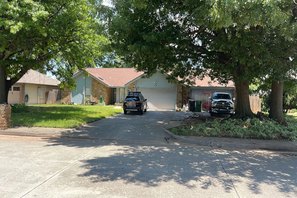 4717 Deer Creek Yukon, OK 73099, Canadian County