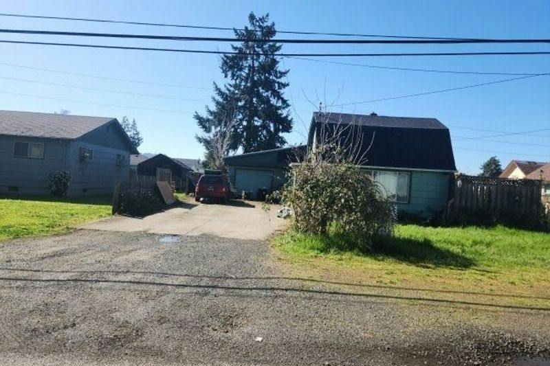 T St, Springfield, OR 97477