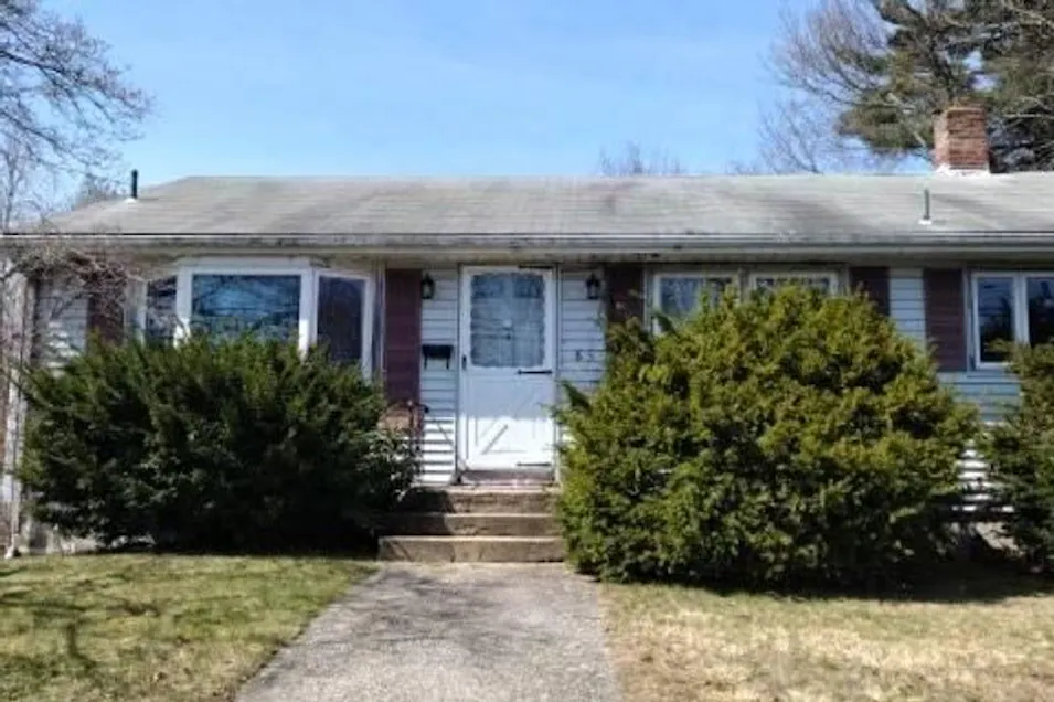 85 Hopkins Hill Road Coventry, RI 02816, Kent County