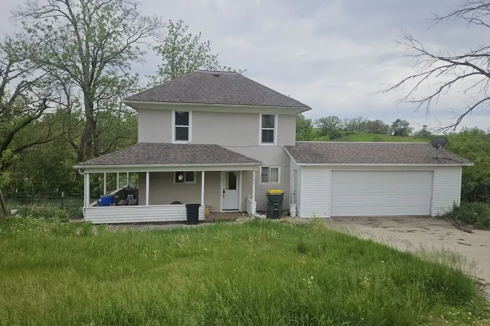 107 Prospect St Bloomington, WI 53804, Grant County