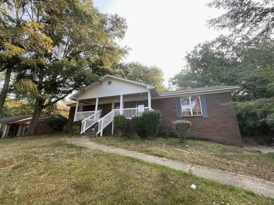 817 4th Ave Pleasant Grove, AL 35127, Jefferson County