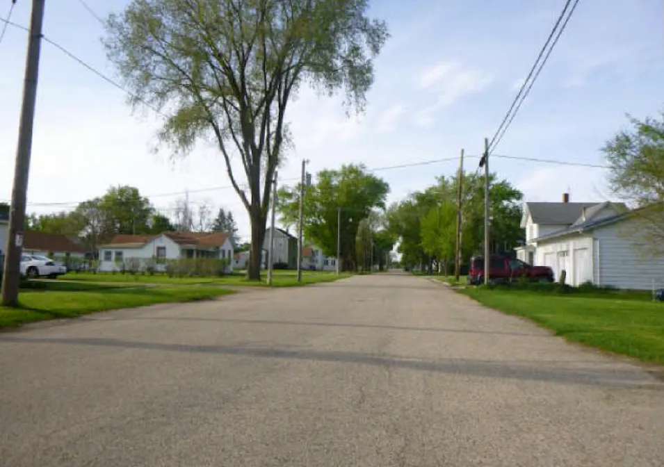 1605 W 2nd Ave Brodhead, WI 53520, Green County