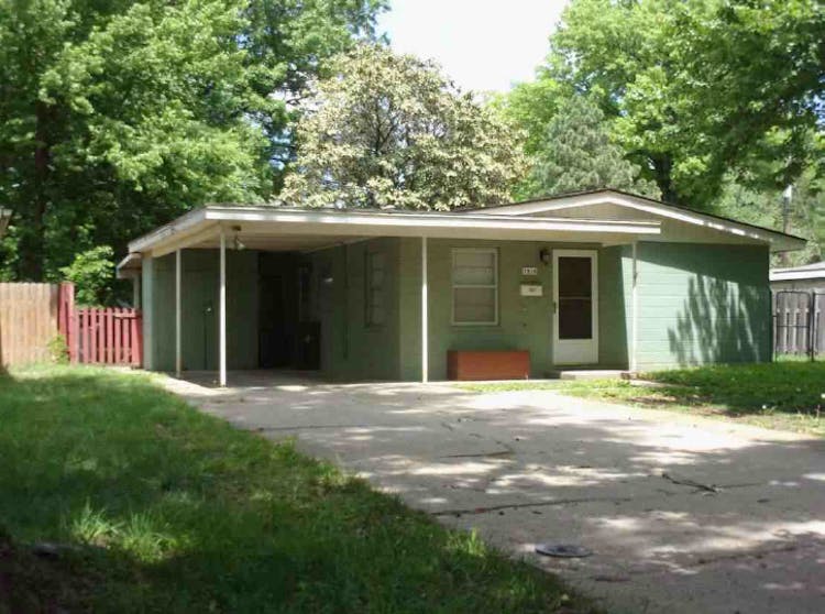 1516 Ann St, Winfield, KS 67156, Cowley County | Auction.com