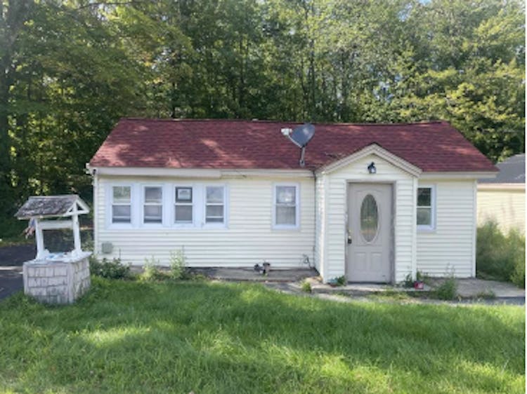 58 Colby Rd Danville, NH 03819, Rockingham County