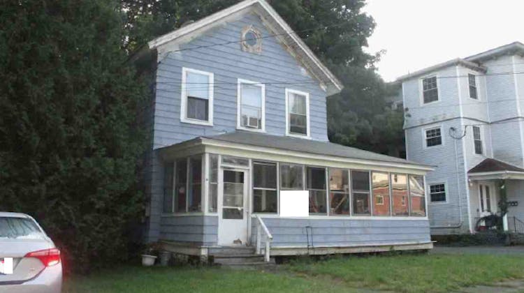 3 Prospect Ave Greenfield, MA 01301, Franklin County