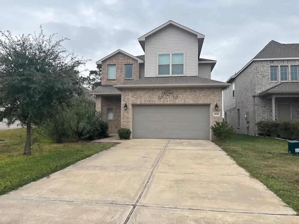 4142 West Bayou Maison Cir Dickinson, TX 77539, Galveston County