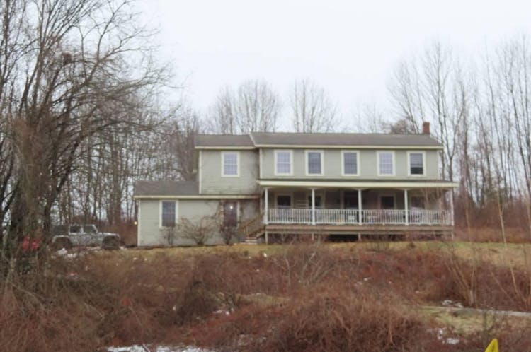 25 Brandywine Circle Auburn, ME 04210, Androscoggin County