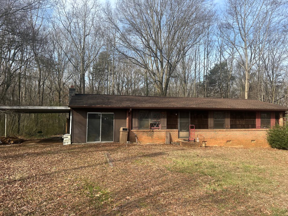 87 Clearview Road Ext and 0.34-Acre Parcel Adjacent To 87 Clearview Road Ext Taylorsville, NC 28681, Alexander County