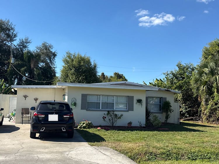 1215 Biscayne Drive Cape Coral, FL 33909, Lee County