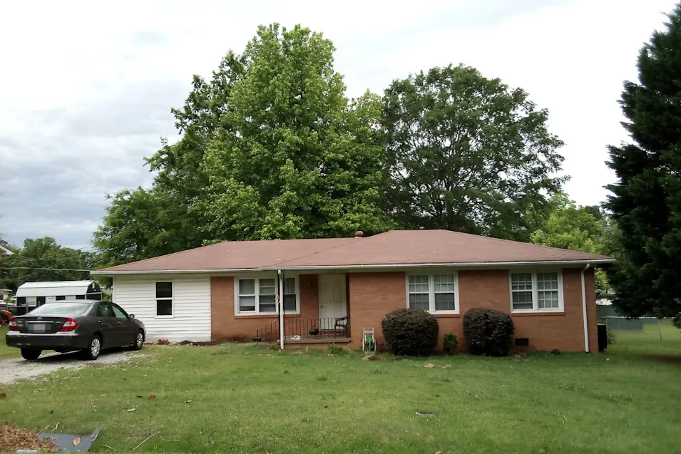 223 Alabama Ave Greenwood, SC 29646, Greenwood County