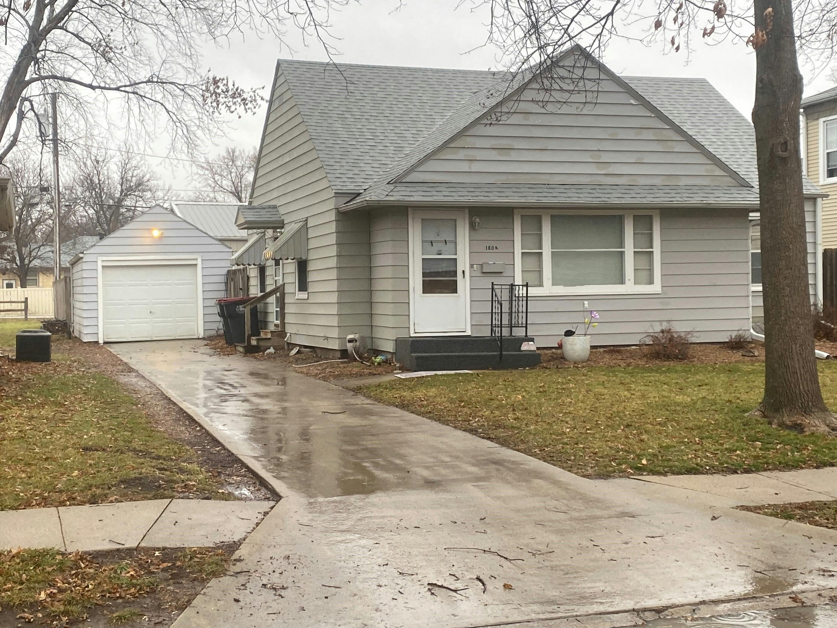 1804 Grant St Beatrice NE 68310 USA