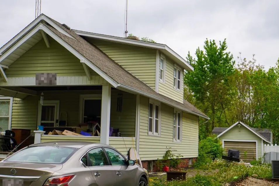 105 N Ave Industry, IL 61440, McDonough County